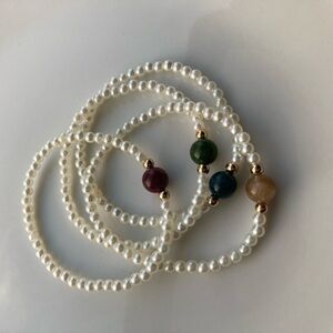 2025 New Pearl Bracelet Versatile Charm Handpiece Elastic Stretch